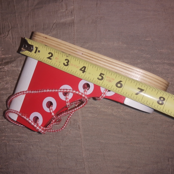 Educational Wooden Lacing shoe - Picture 4 of 6